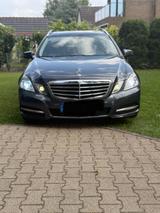 Mercedes-Benz  Mercedes E Klasse 350 4 Matic Avantgard... - Mercedes-Benz E 350 aus 2010: 4matic