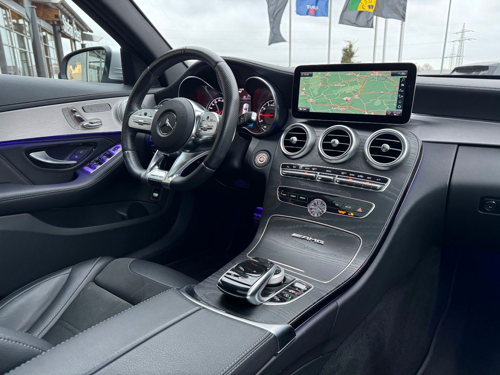 Fahrzeugabbildung Mercedes-Benz C 63 AMG T Pano+Burmester+Distr+Memory+RFK