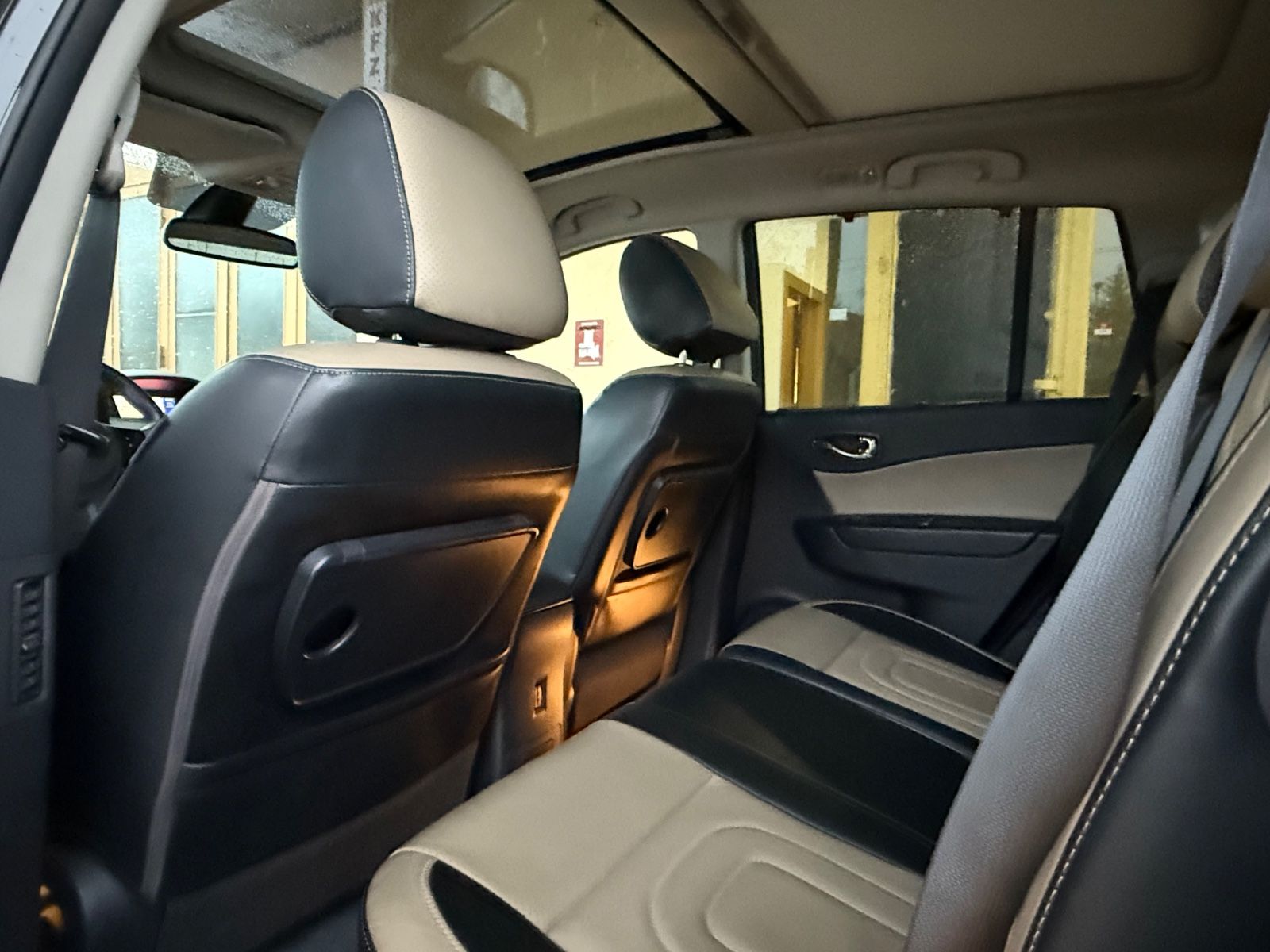 Koleos 4×4 Automatik|Pano|Sitzheizung|Ahk|