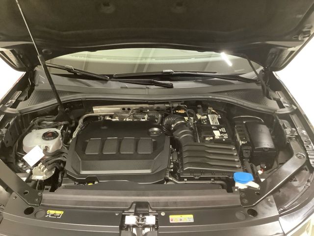 Tiguan Active 2,0 TDI 110 kW DSG Matrix, AZV, H