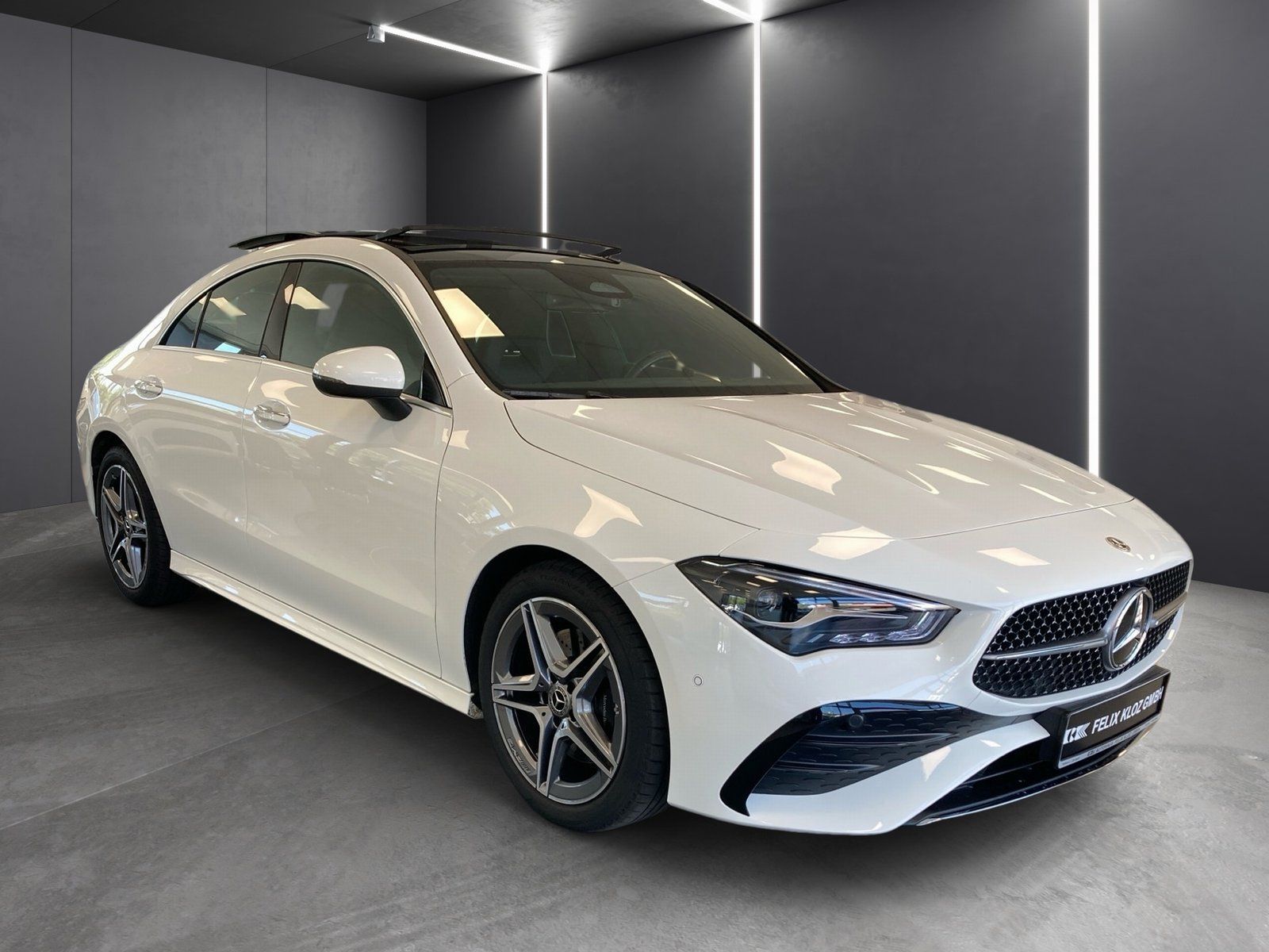 Fahrzeugabbildung Mercedes-Benz CLA 200 AMG Adv.*Pano*STDHZG*LED*Kamera*Carpaly*