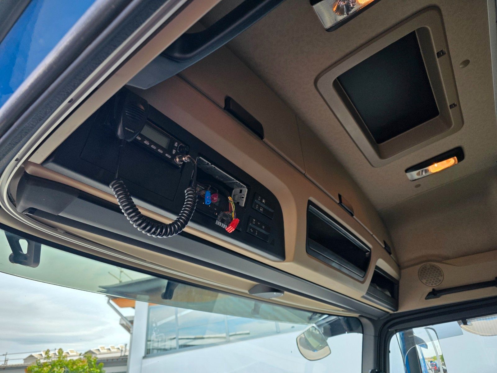 Fahrzeugabbildung Mercedes-Benz Actros 1853 LS Hydraulik Öl-Retarder Standklima