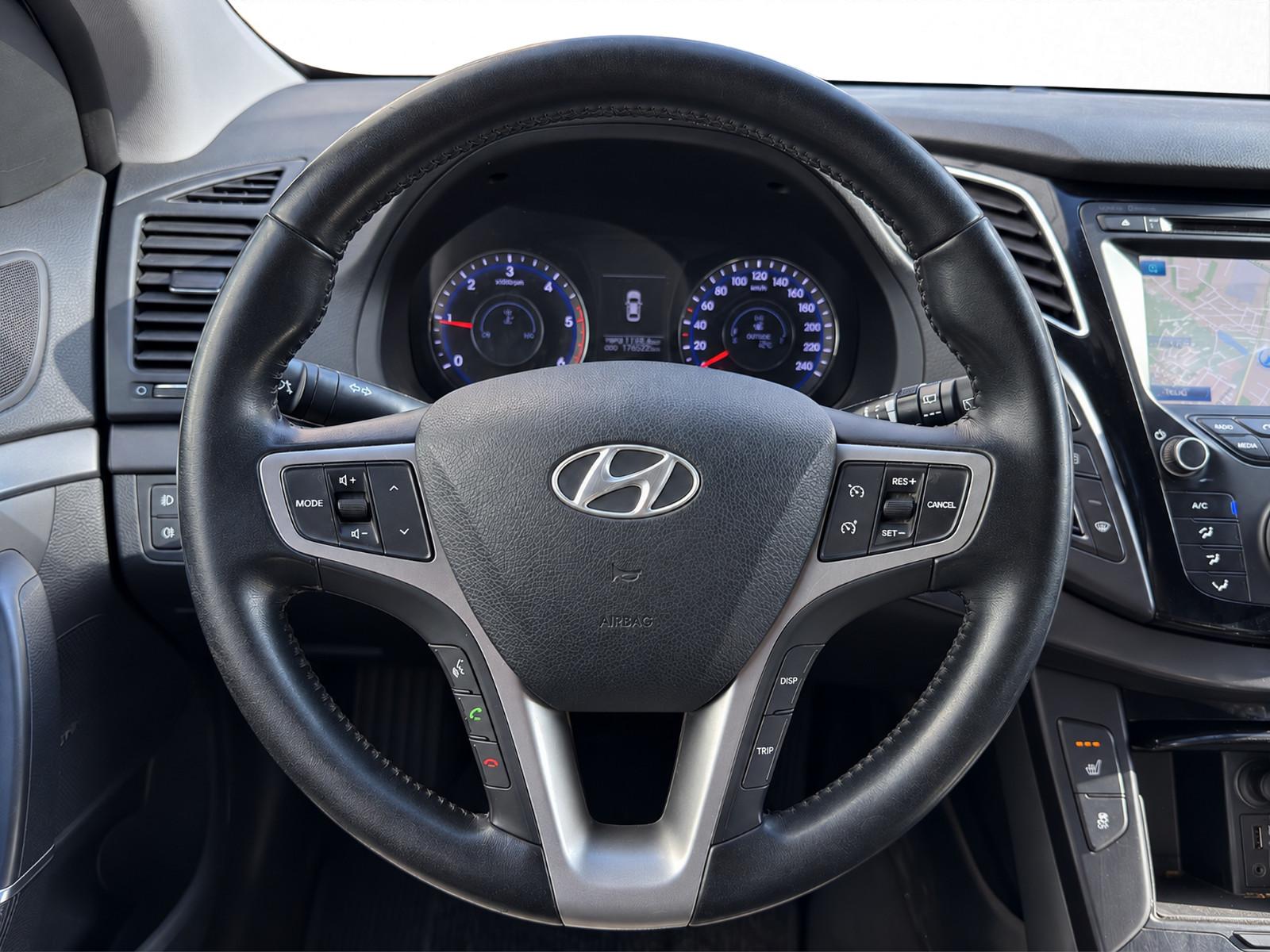 Hyundai i40 2013 — photo 14