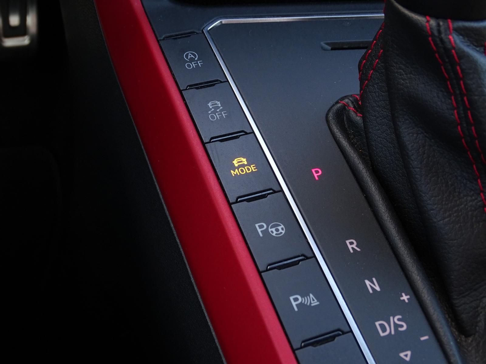 Volkswagen Polo 2.0 TSI GTI Klimaaut. PDC Android Apple USB, миниатюра 16
