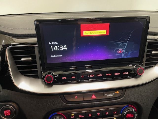 Fahrzeugabbildung Kia Ceed Ultimate Edition Kamera SpurwechselASS Navi