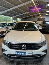 Volkswagen Tiguan - 7