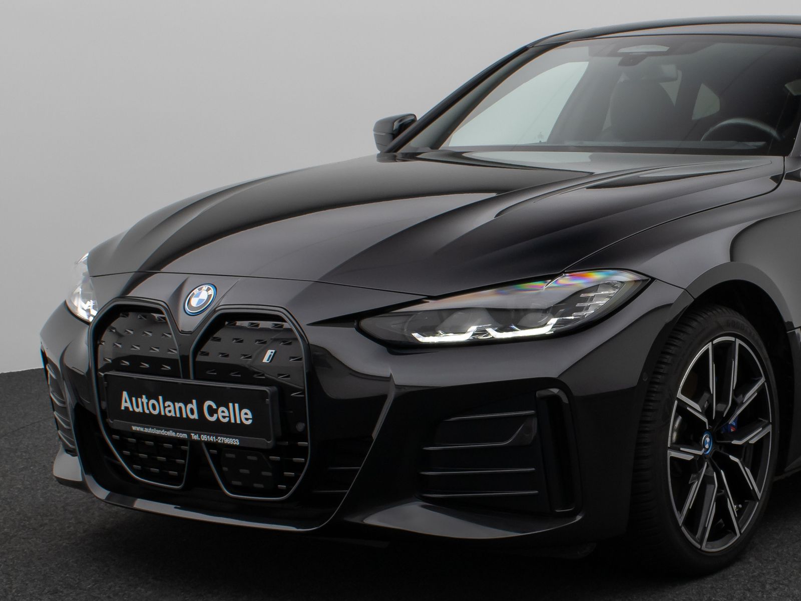 Fahrzeugabbildung BMW i4 eD40 Gran Coupé M Sport Glasdach Kamera HiFi