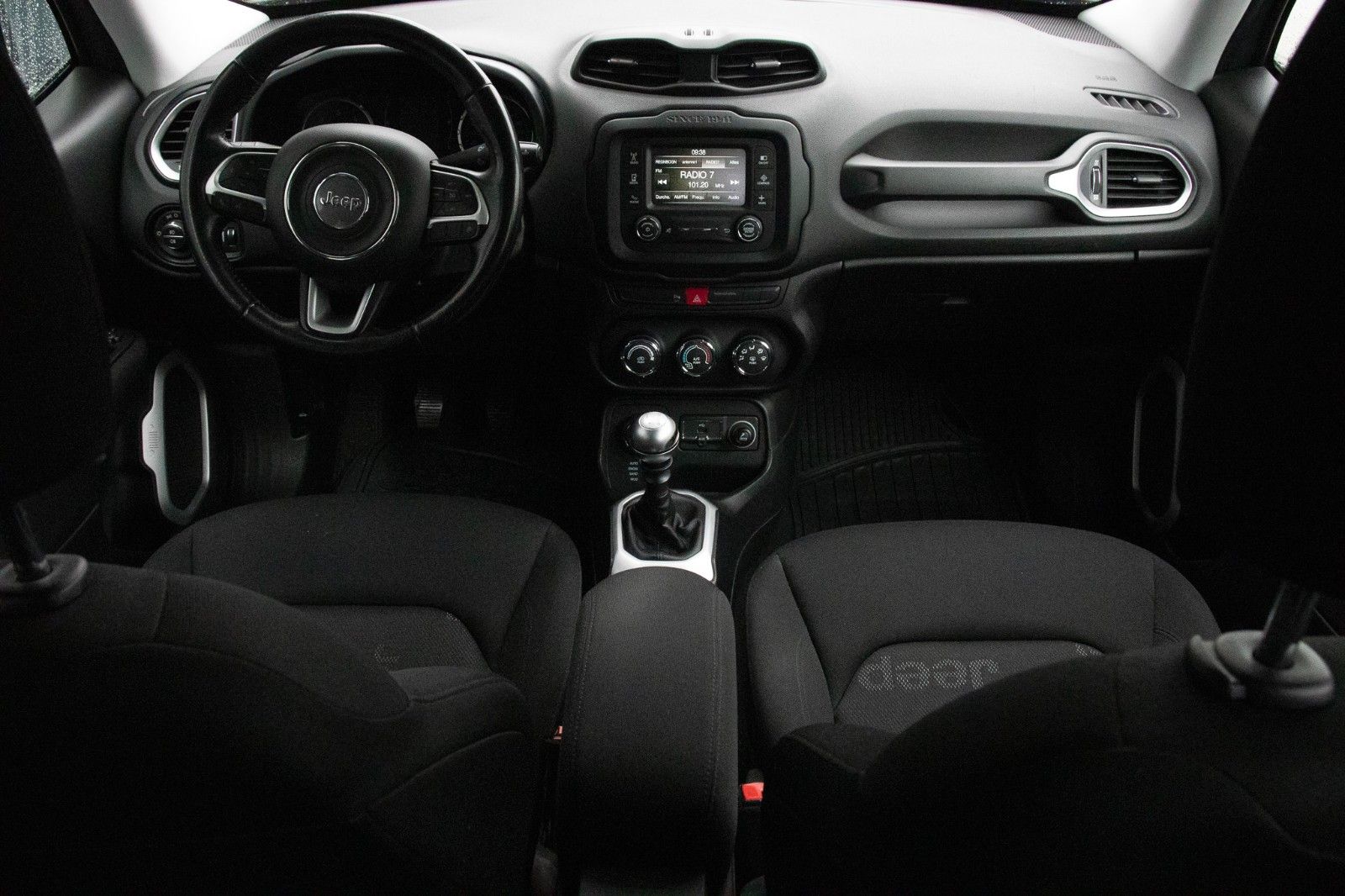 Fahrzeugabbildung Jeep Renegade Longitude 2.0l MultiJet 4WD 6MT*1.Hd!!
