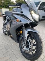Honda CBR 650 F  Top Zustand! 935 KM Wie Neu ! - HONDA CBR 650F