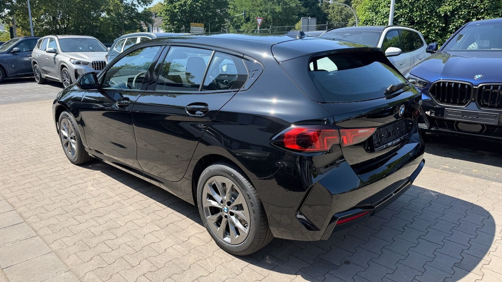 BMW 116 - Bild 8