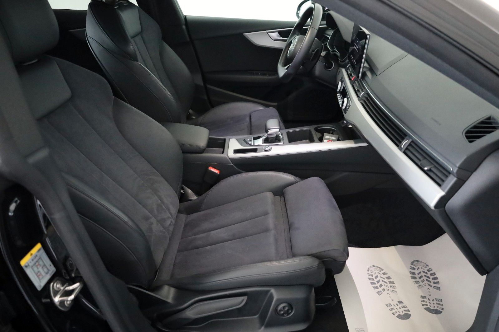 Fahrzeugabbildung Audi A5 SB 40 TFSI S line T.Leder,Navi,Matrix-LED,SH