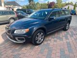 Volvo XC70 D5 Momentum AWD NAVI, Leder,AHK - Volvo XC70 Gebrauchtwagen