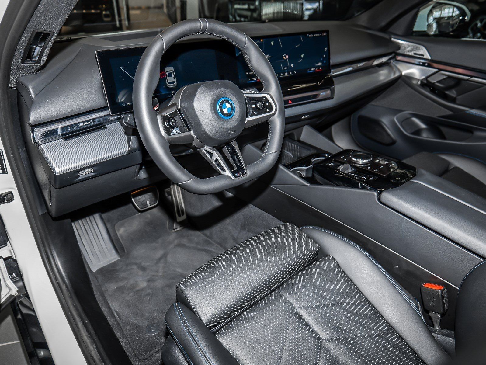 BMW i5 - Bild 18