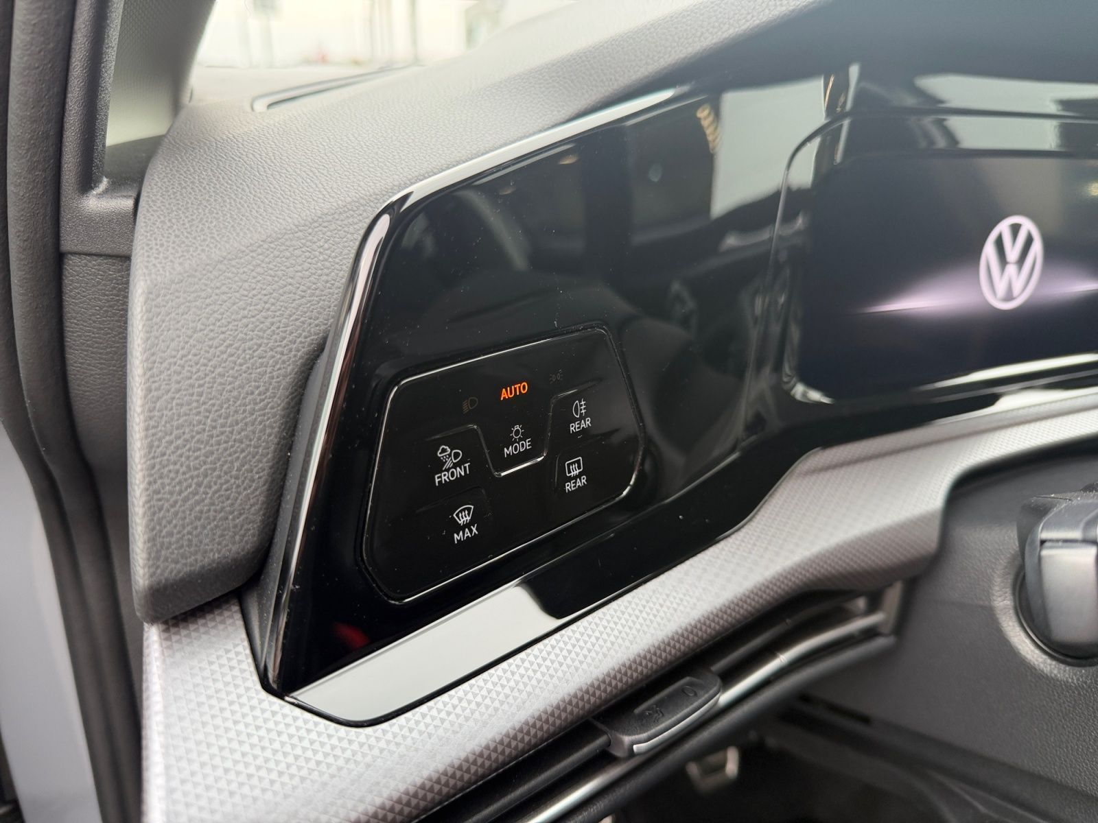 Volkswagen Golf - Bild 17