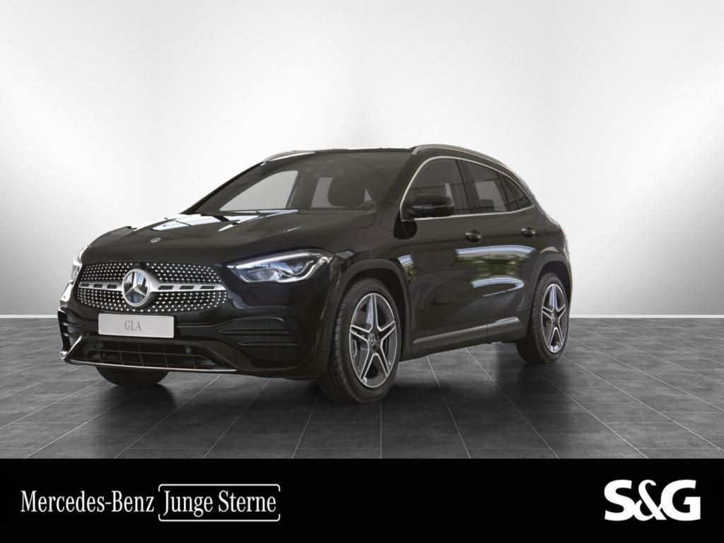 MERCEDES-BENZ GLA 250 4M AMG Panoschieb.+LED+AHK+RüKam+19