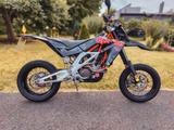 Aprilia SXV 550 Supermoto - APRILIA SUPERMOTO