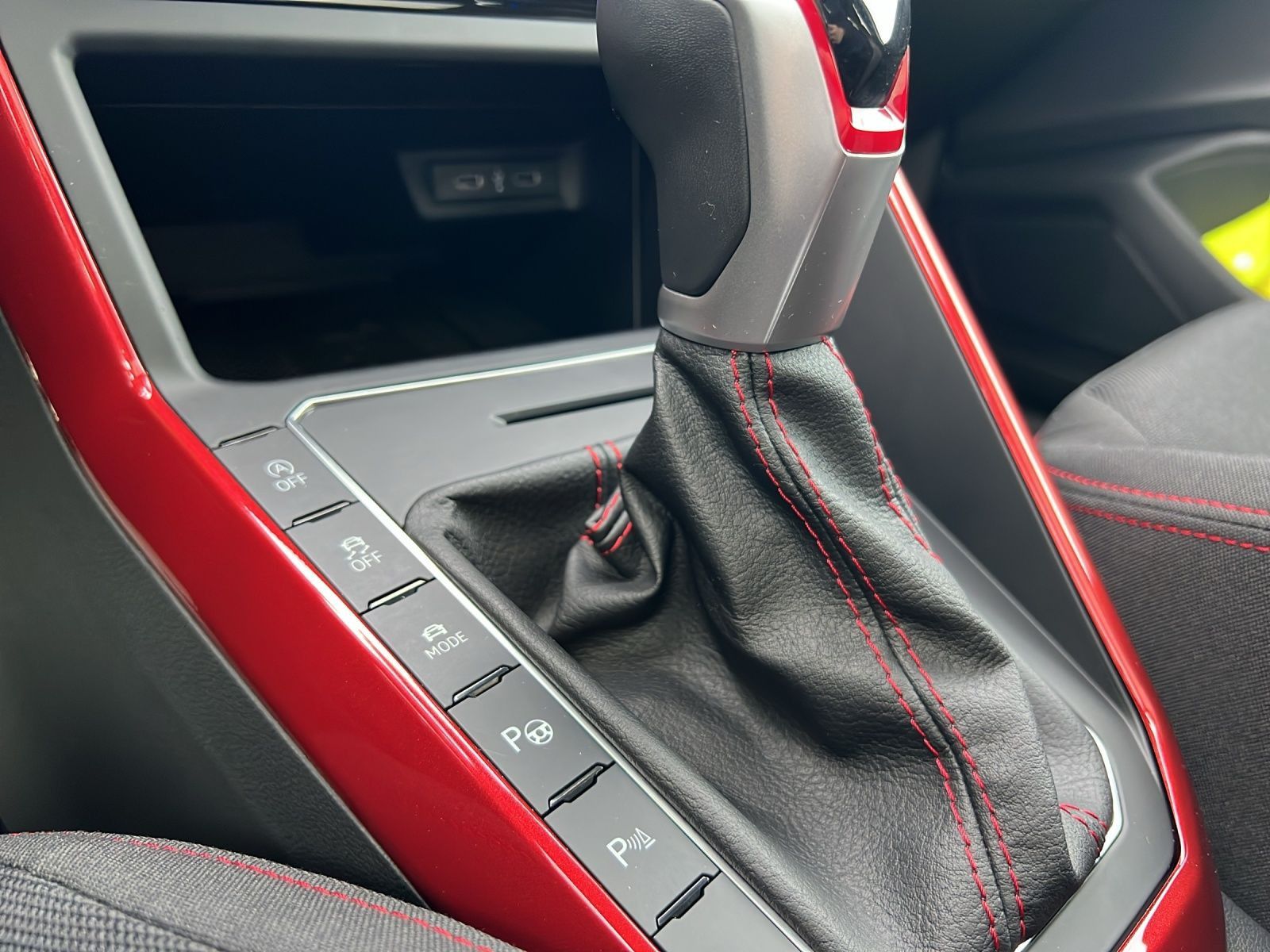 Polo GTI 2.0 TSI DSG Navi*Pano*ACC