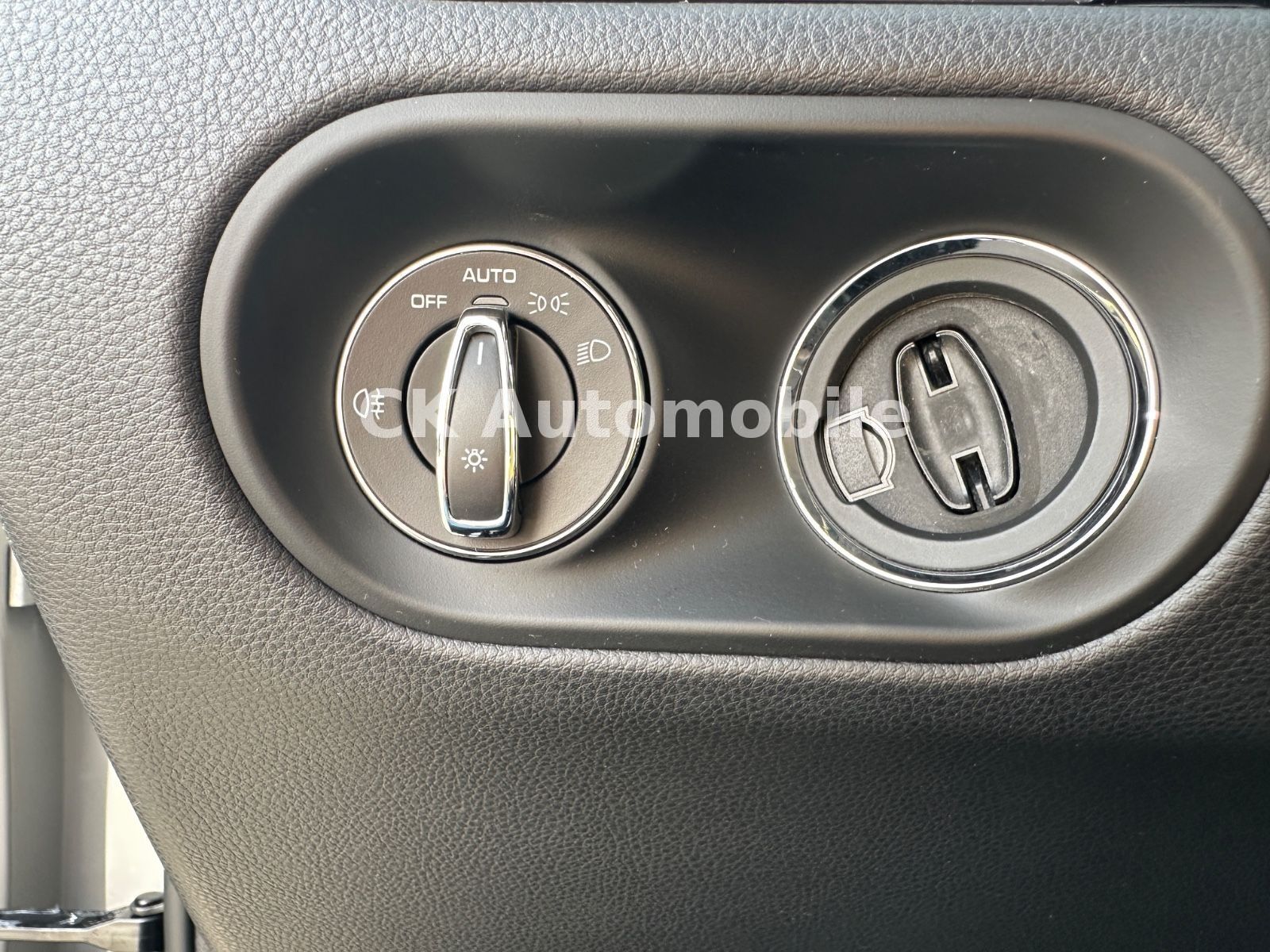 Fahrzeugabbildung Porsche Macan S Car Connect/Navi/LED/BOSE/Kamera/AHK