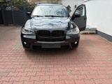 BMW X5 xDrive30d - 7 Sitze, 3,5 to  Panorama, tiefer - BMW X5: Sitze