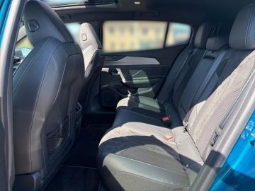 Peugeot 408 - 11