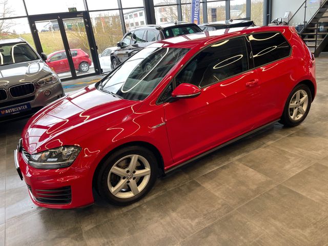 Volkswagen Golf VII GTD  *1.HAND*KAMERA*TOUCH*PDC*SHZ*LED*