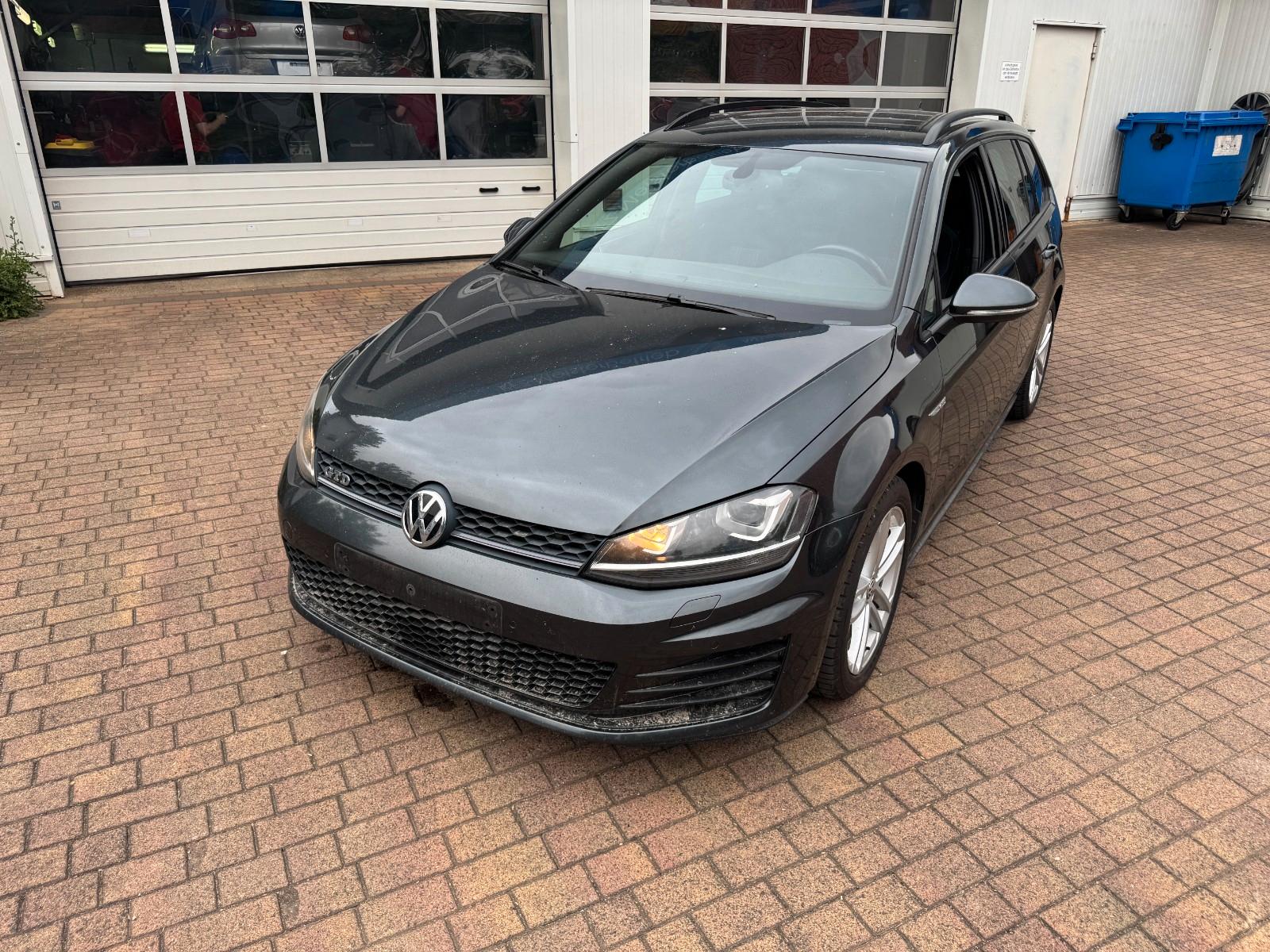 Volkswagen Golf 2.0 TDI DSG GTD Variant Standheizung AHK