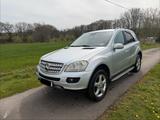 Mercedes-Benz Mercedes ML 320 CDI in gutem Zustand W164 - Mercedes-Benz ML 320 in Dortmund