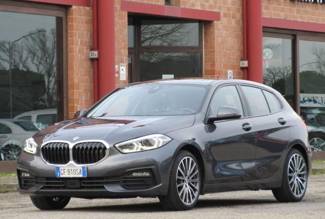 BMW 120 d xDrive 5p. Business Advantage AUTO/TET