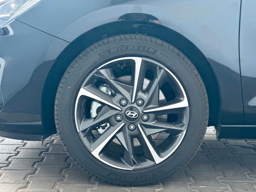 Fahrzeugabbildung Hyundai i30 Advantage 1.0 T-GDI 100PS Navi/SHZ/Kamera