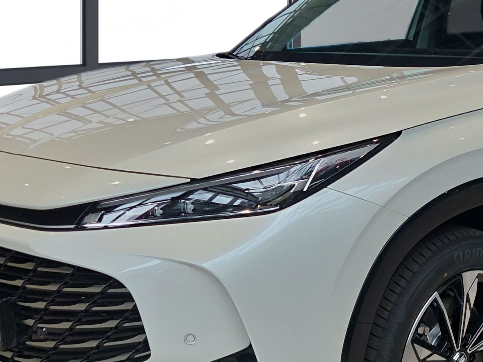 Fahrzeugabbildung MG HS 1.5 GDI Hybrid+ Luxury Autom. *NAVI*KLIMA*SIT