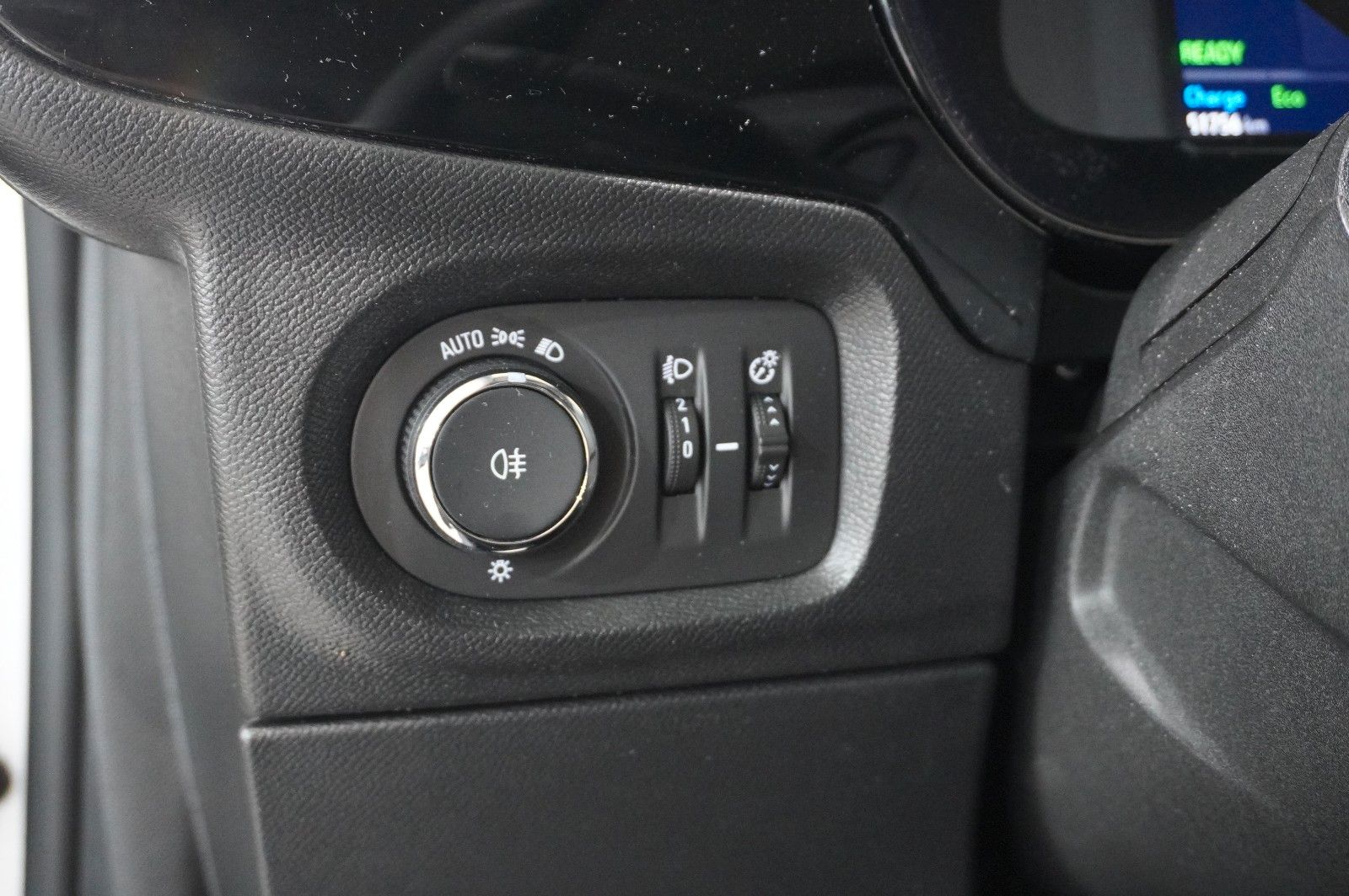 Fahrzeugabbildung Opel Corsa-e F EDITION 7KW NAVI/VIRT/TEMP/DAB/WÄRMEP.