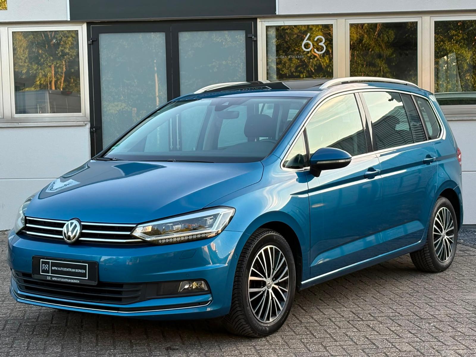 Volkswagen Touran Highline 1.Hand I Pano I LED  I 7-Sitzer