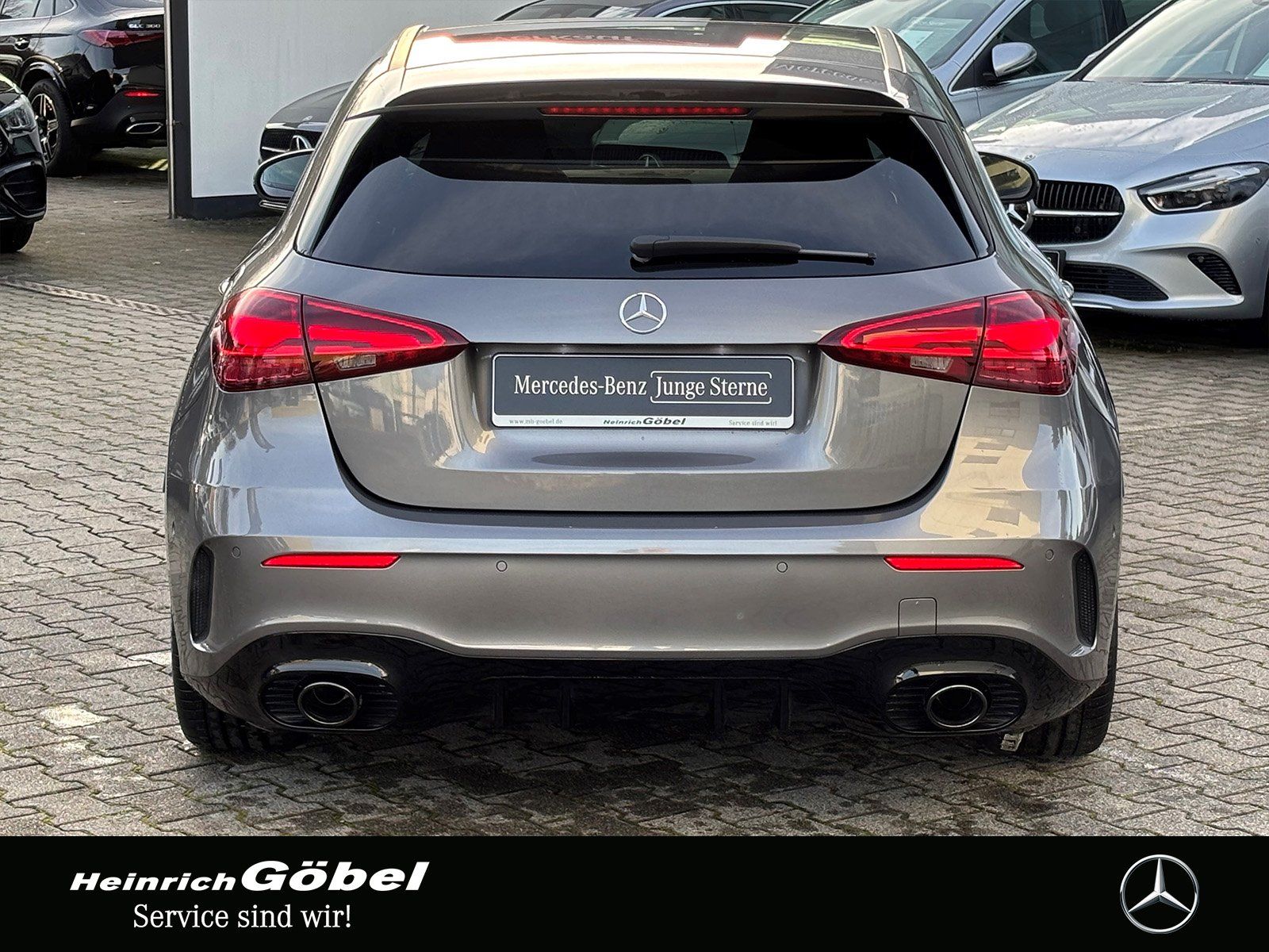 Fahrzeugabbildung Mercedes-Benz AMG A 35 4M FAP*PANO*BURMESTER*MEMORY*AMBIENTEBE