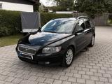 Volvo V50 2.4 Momentum TÜV neu - Volvo V50 Momentum mit Benzin-Antrieb