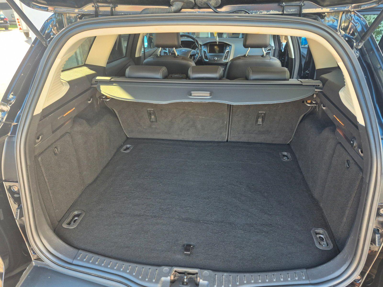 Ford Focus 2015 — photo 5