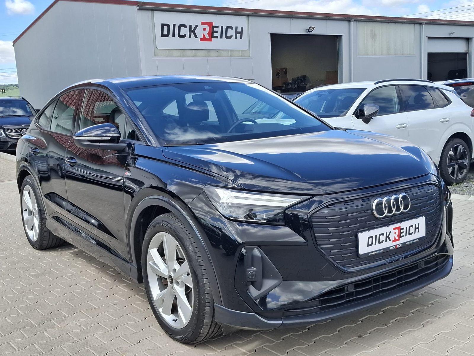 Fahrzeugabbildung Audi Q4 e-tron 40 Sportback S-Line ACC*DCC*KAM.*Optik