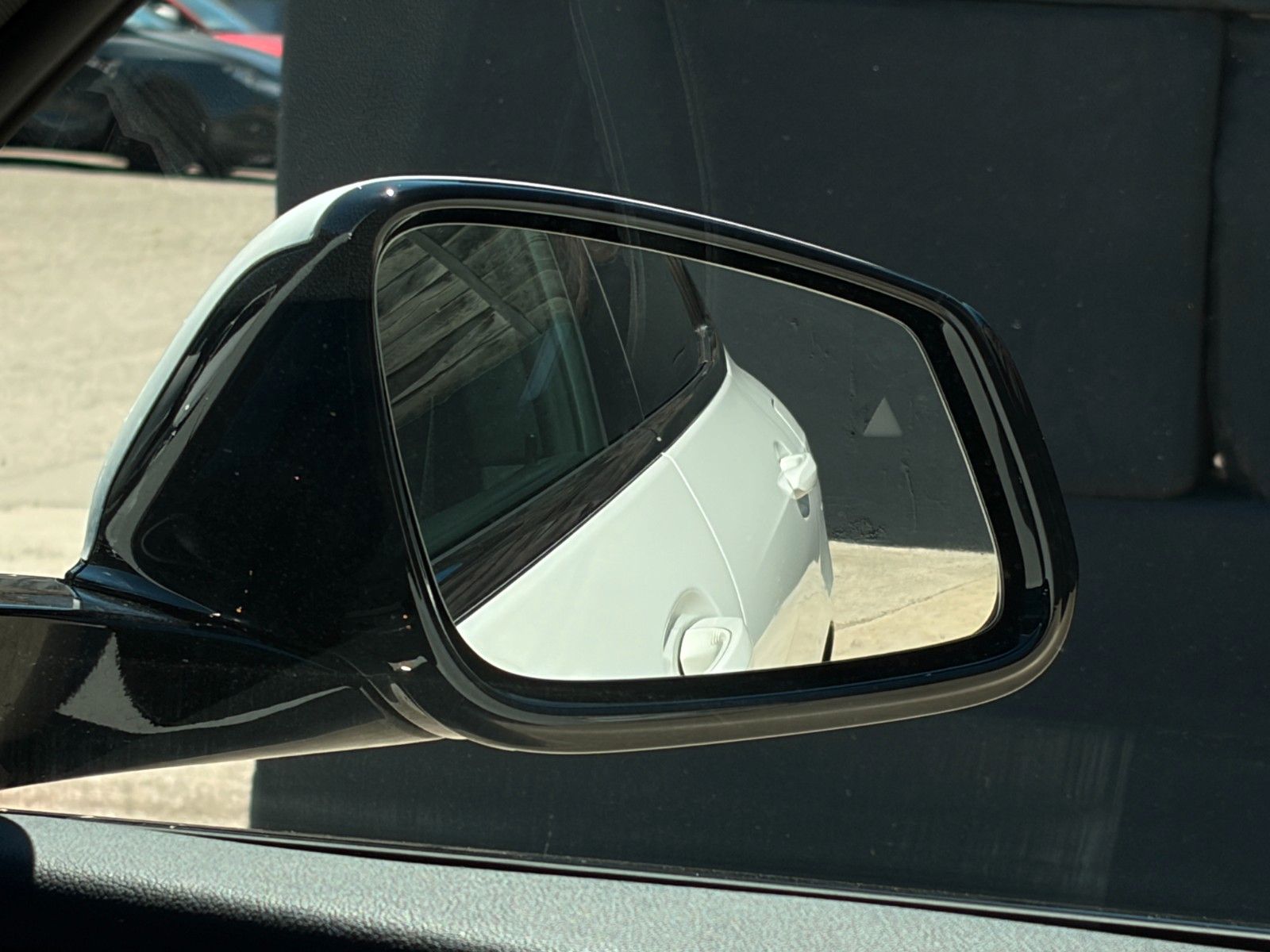 Fahrzeugabbildung BMW 218i Gran Coupe M Sport Shadow Pano HiFi KZG LHZ