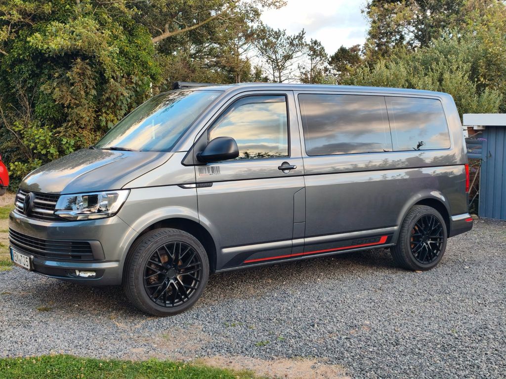 Image of Volkswagen T6 Multivan