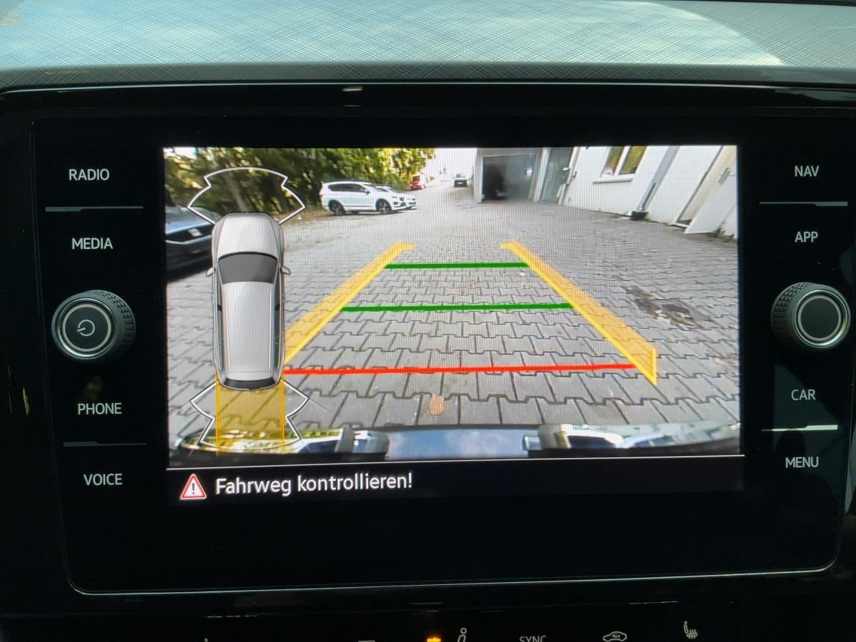 Volkswagen Passat Variant - Bild 20