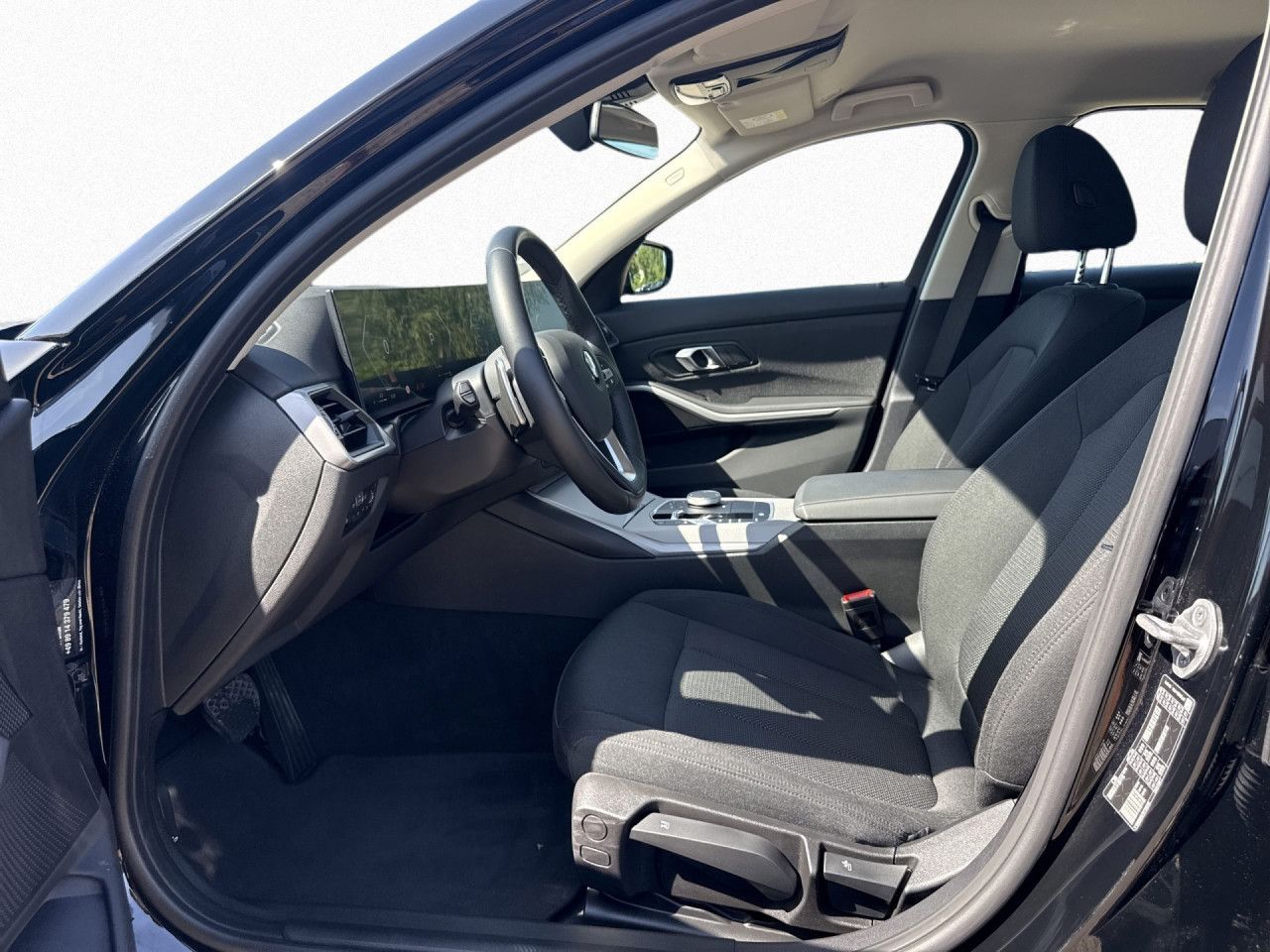 BMW 318i Limo Aut. Widescreen Carplay LED SHZ DAB+ foto 10