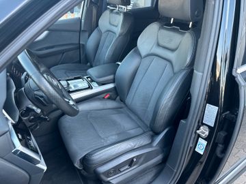Audi Q7 - 9