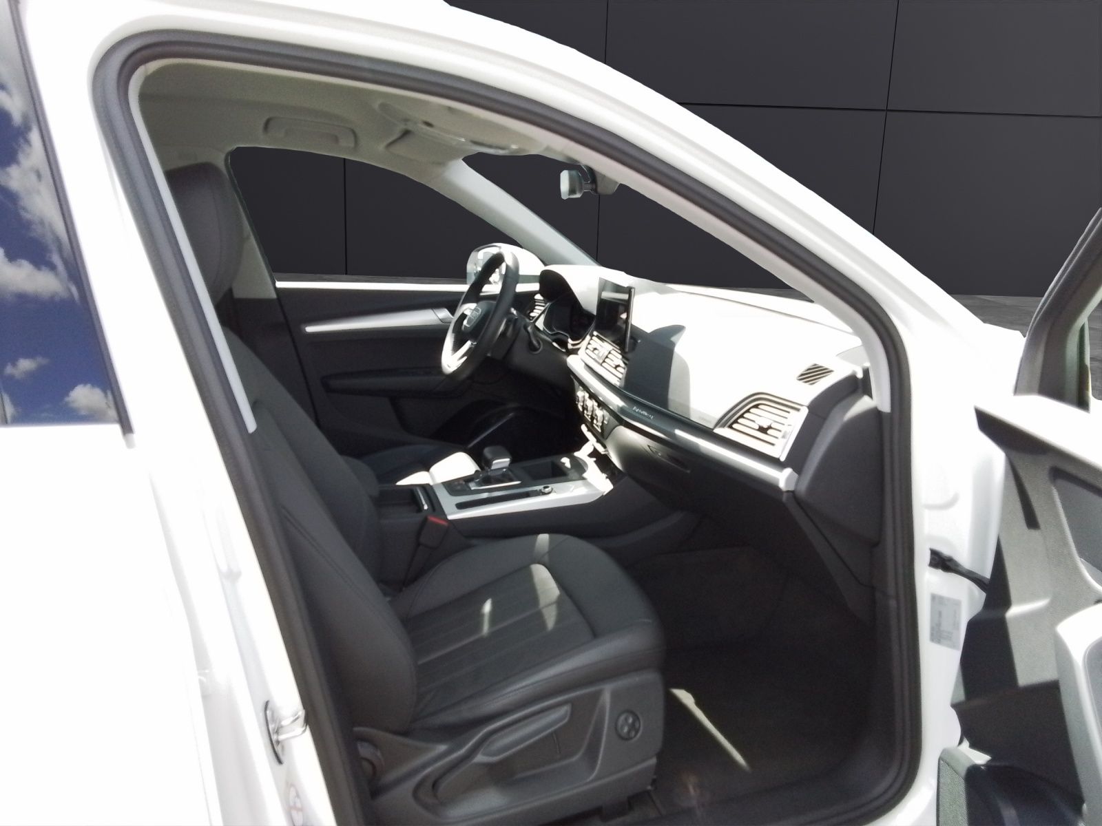 Fahrzeugabbildung Audi Q5 Sportback 40 TDI quattro Matrix Navi Leder AV