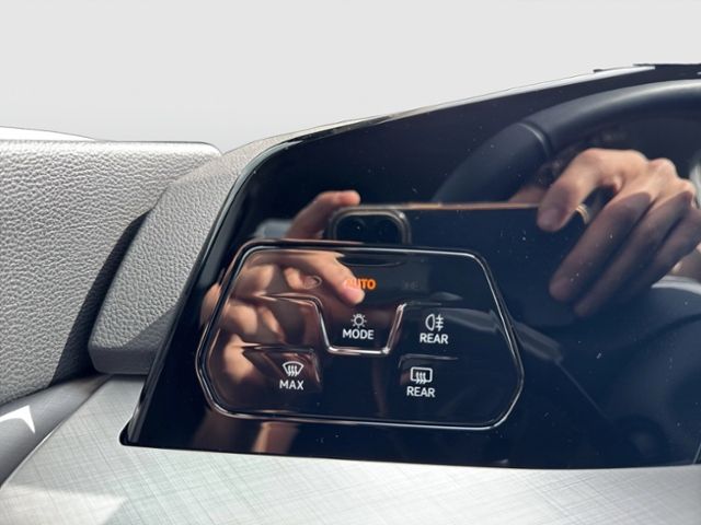 Golf VIII LIFE 1.5 TSI REAR VIEW APP-CON LED ACC