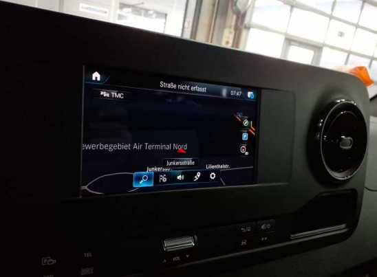 Fahrzeugabbildung Mercedes-Benz Sprinter 317 CDI Kasten L4H2 XXL Schwingsitz SHZ
