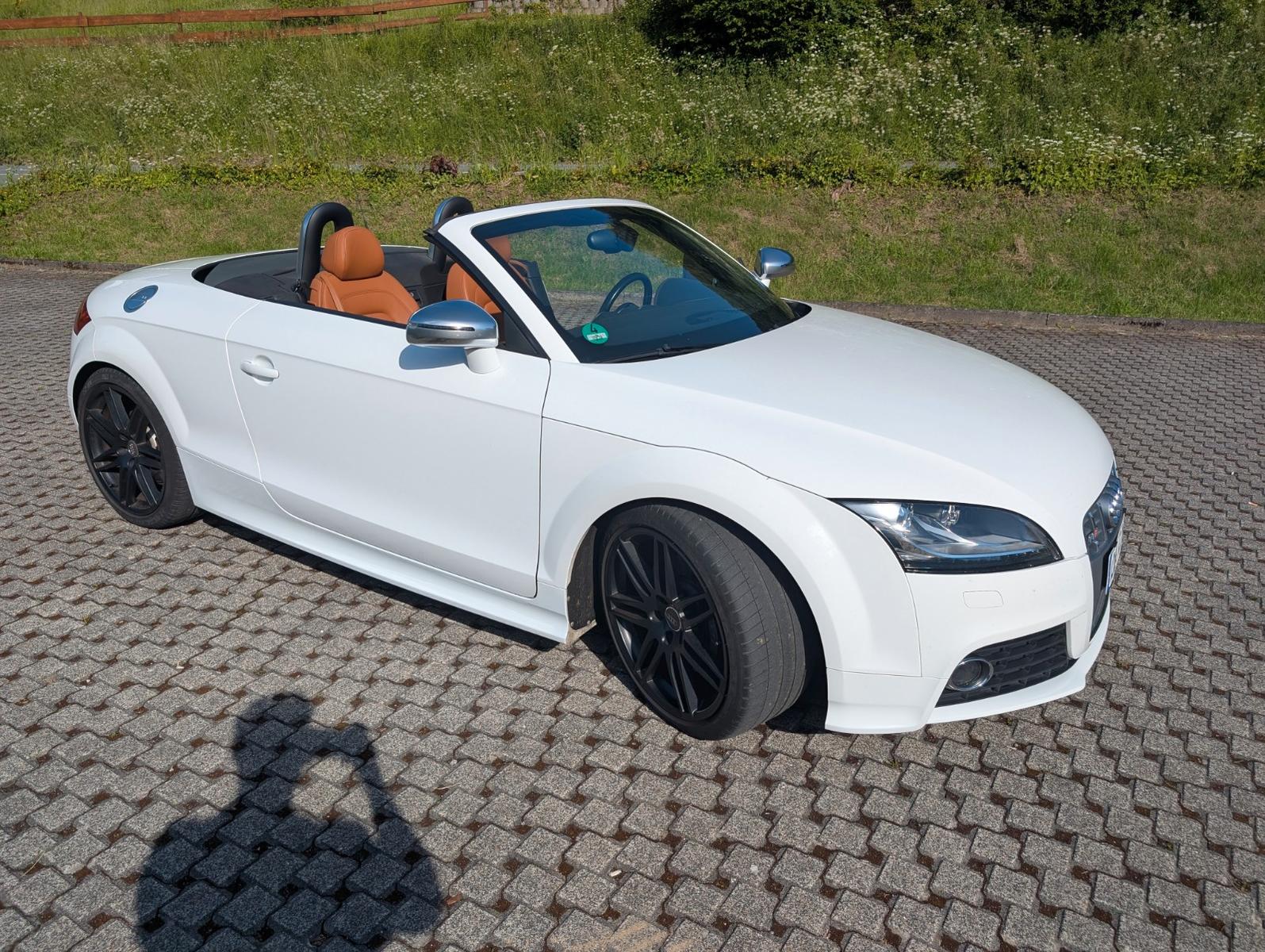 Audi TTS Roadster 2.0 TFSI quattro -Audi TTS Roadster