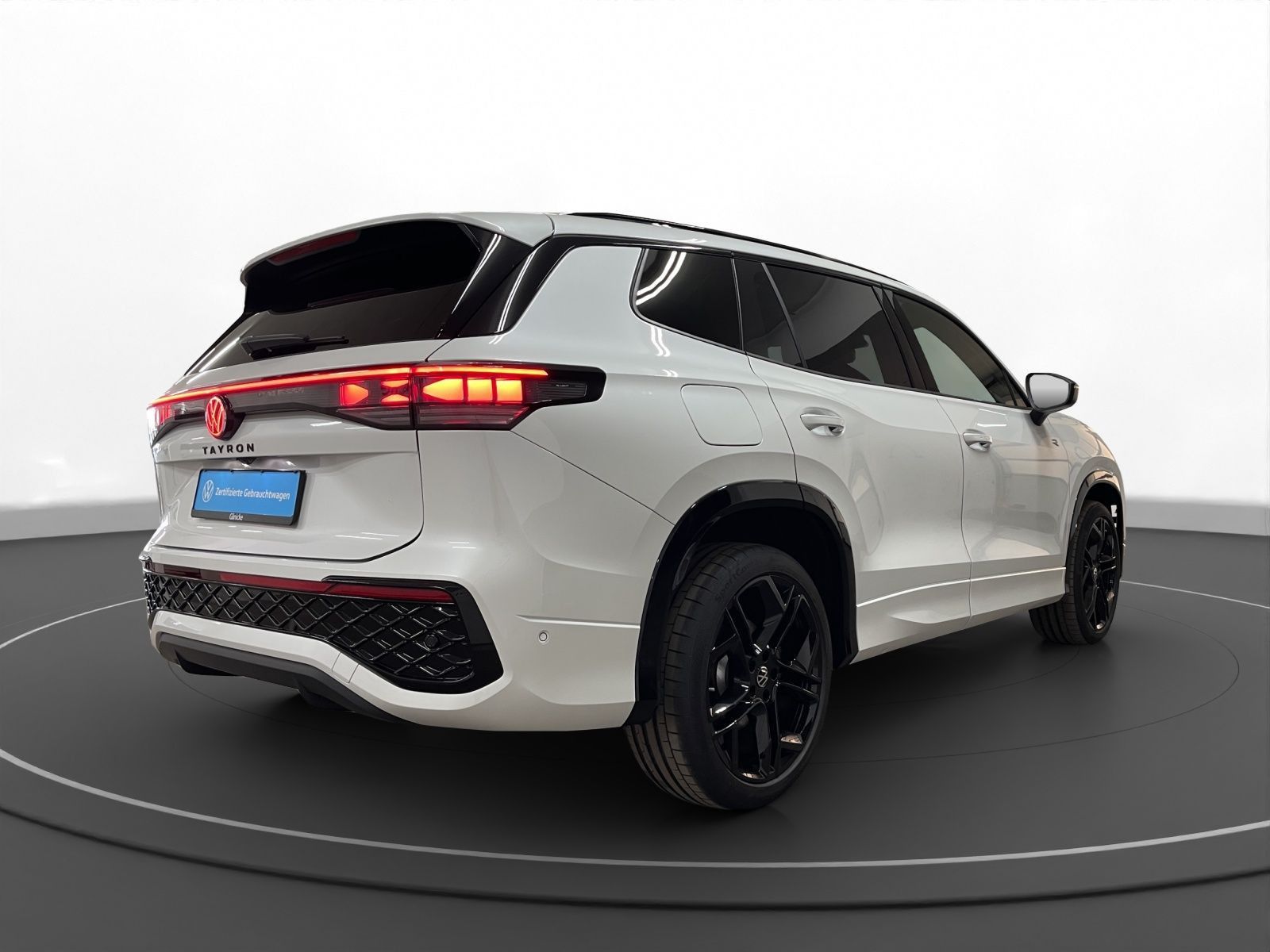 Volkswagen Tayron 1.5 eHybrid R-Line Pano Matrix LM 20 Led foto 5