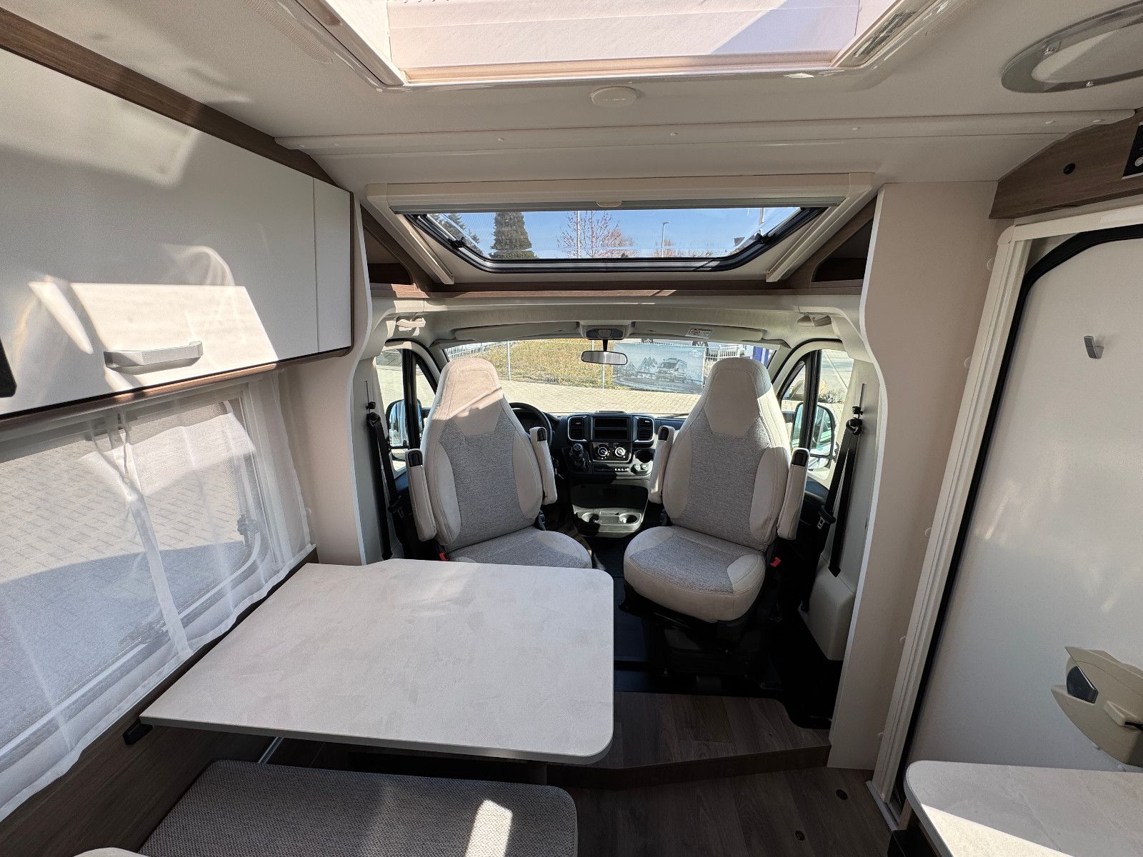 Fahrzeugabbildung Carado V-337 pro+   5.995€  SPAREN !