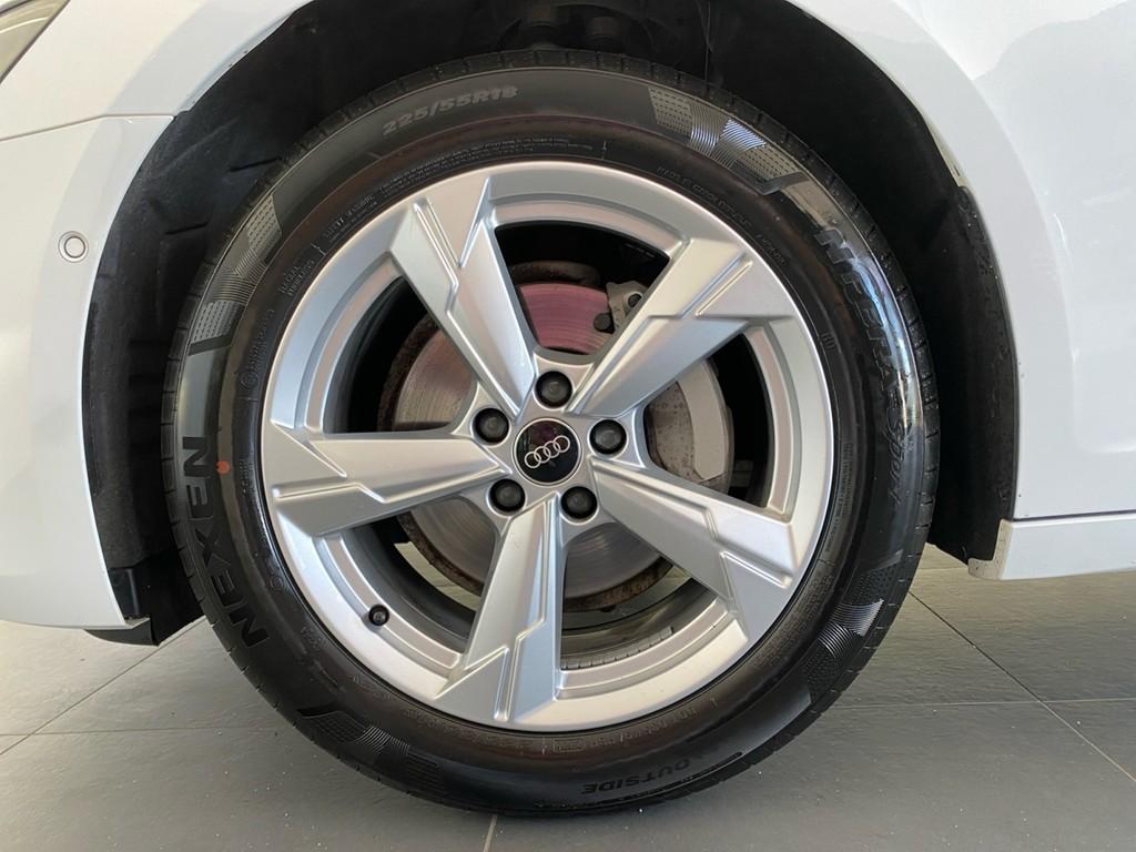 Audi A6 Avant 40 TDI sport BUSINESS+TOUR+AHK+PRIVACY+
