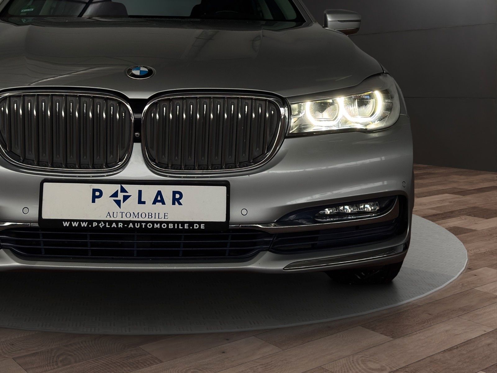 Fahrzeugabbildung BMW 730d 1.Hand /SoftClose/360°/Dig.Cock/4-Zonen