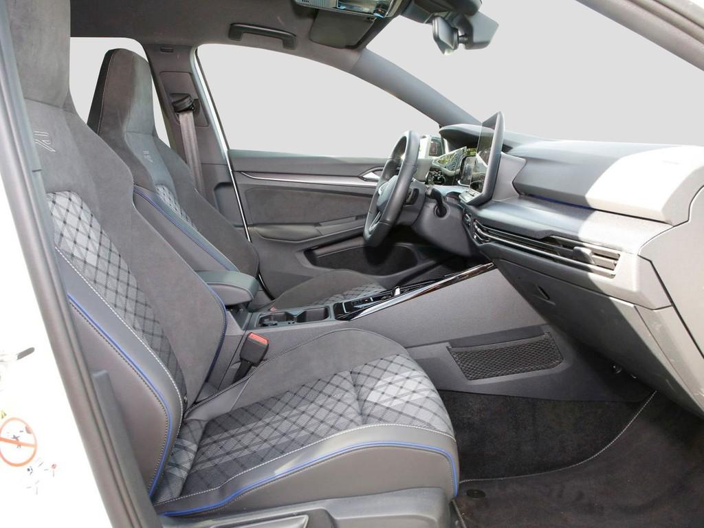 Volkswagen Golf VIII Lim.1.5 eTSI DSG Black Style R-Line, миниатюра 8